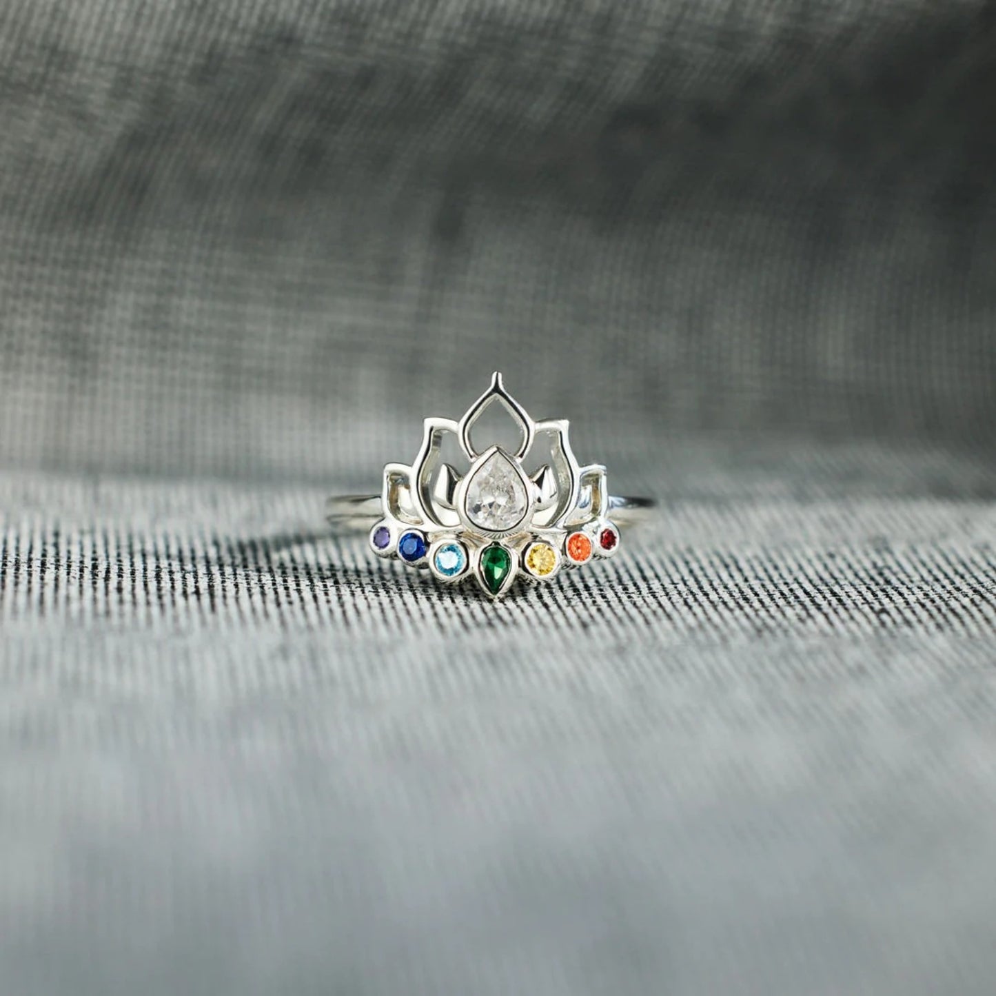 Lotus Shape 925 Sterling Silver Inlaid Zircon Ring