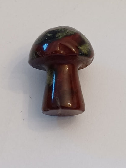 Little Mushrooms (1 Piece)