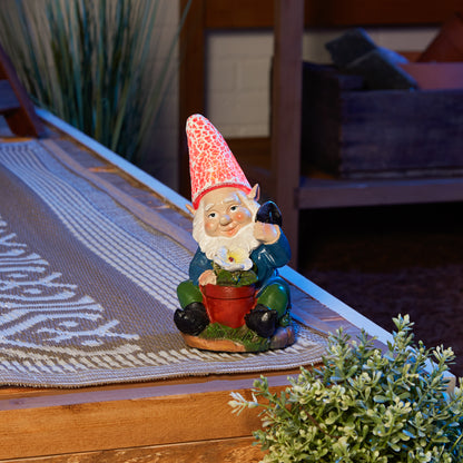 GARDENING GNOME SOLAR STATUE