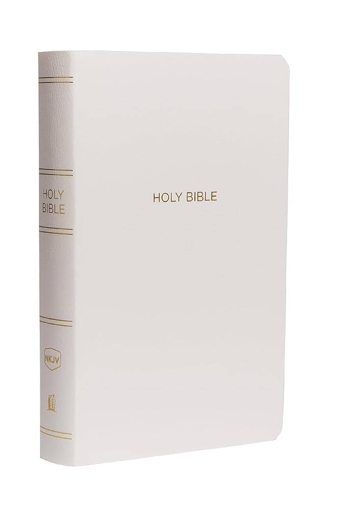 NKJV, Gift and Award Bible, Leather-Look, White, Red Letter, Comfort Print: Holy Bible, New King James Version cover image