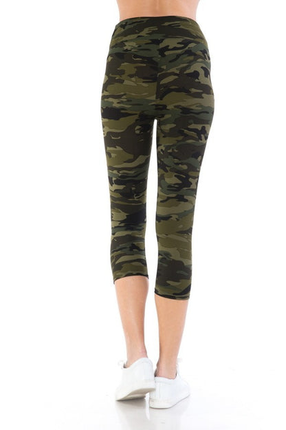 Camo Tie Dye Print Knit Capri Leggings