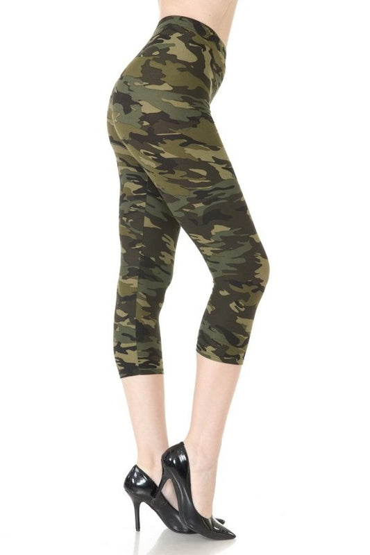 Camo Yoga Style Print Knit Capri Leggings