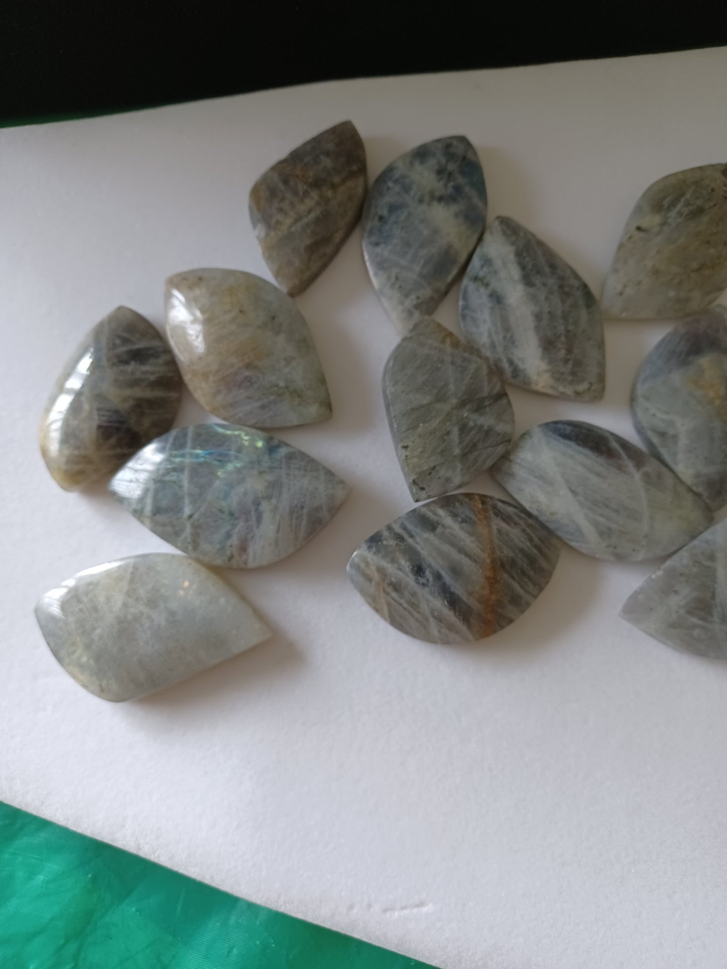 Labradorite Stone