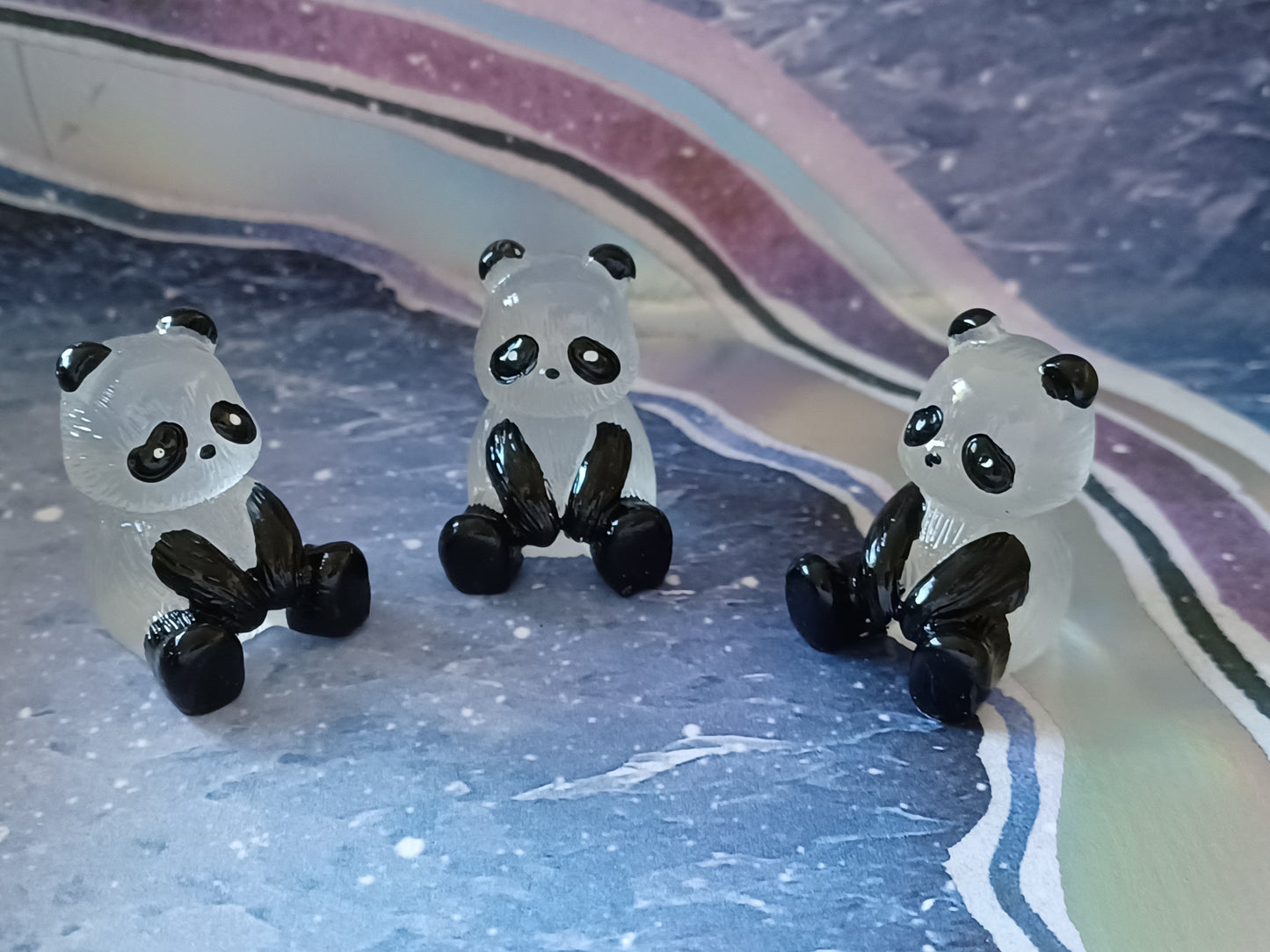 Sitting Panda Arms Down - Glows