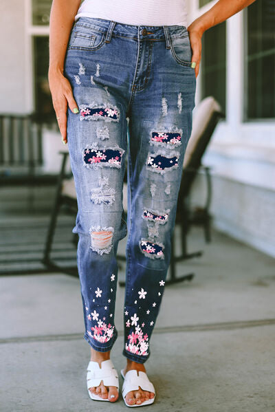 Flower Distressed Jeans with Pockets